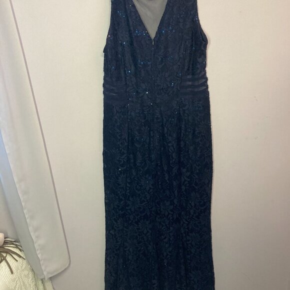 Alexa B Nites Lacy Dress, EUC, Size 14 - Picture 7 of 15